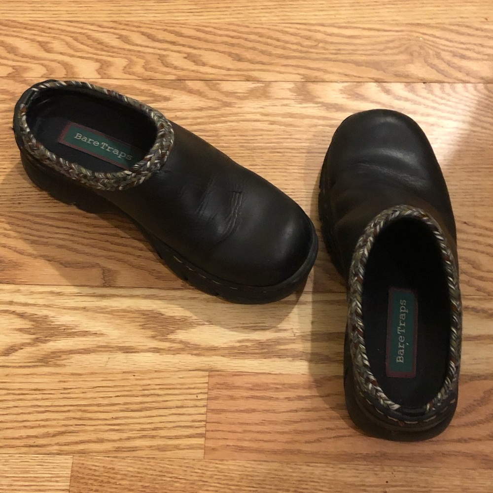 BareTraps Black Shoes $30 Size 7